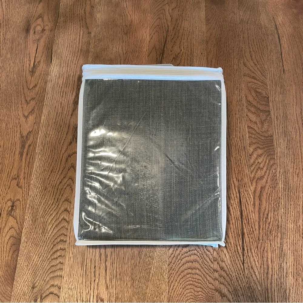 N/A light blocking